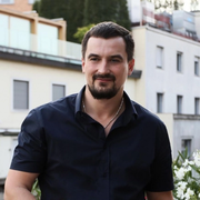 Дизайнер интерьера Сергей Норманский